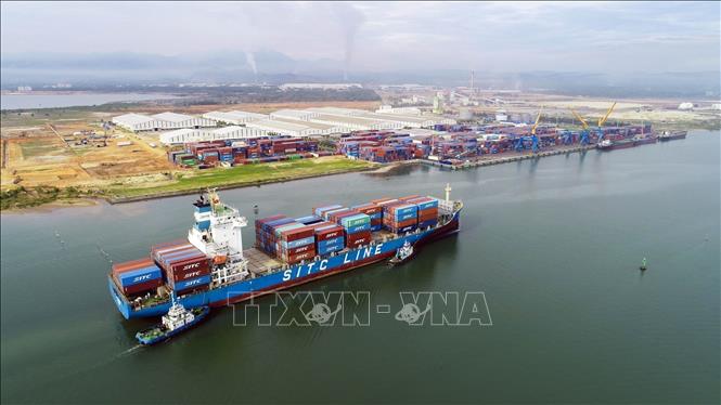 Vùng Đồng bằng sông Cửu Long cần phải có một cảng nước sâu, là cửa ngõ để đưa hàng hóa của vùng ra thế giới. Ảnh minh họa: Danh Lam/TTXVN.